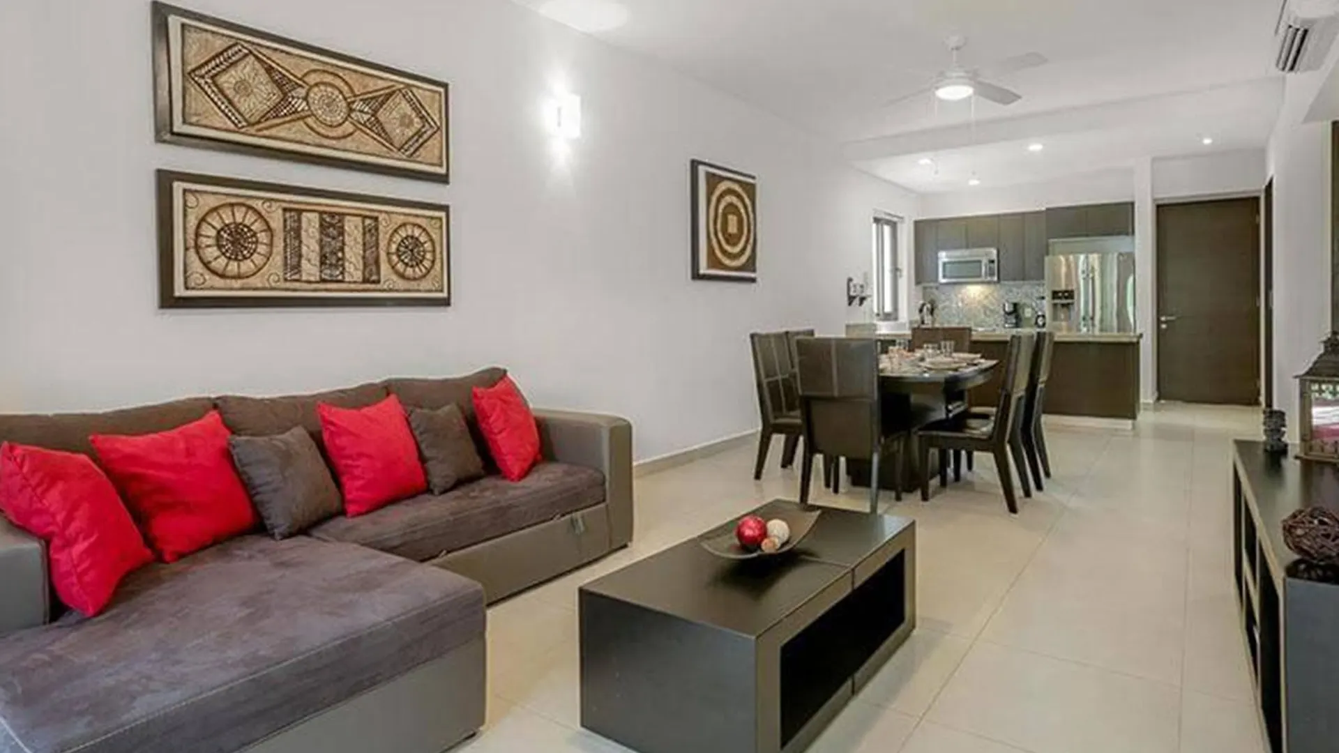 Hira G1 Condo Terrace Screened By Gate48 艾库玛尔